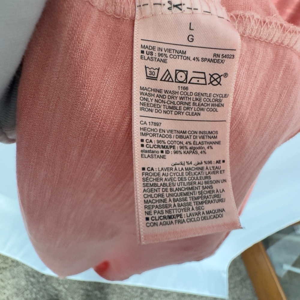 Old Navy Sleeveless, Tiered Maxi Dress in Guava Color size Large LIKE NEW! - Picture 7 of 10